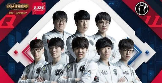 还在战术执 还在战术执