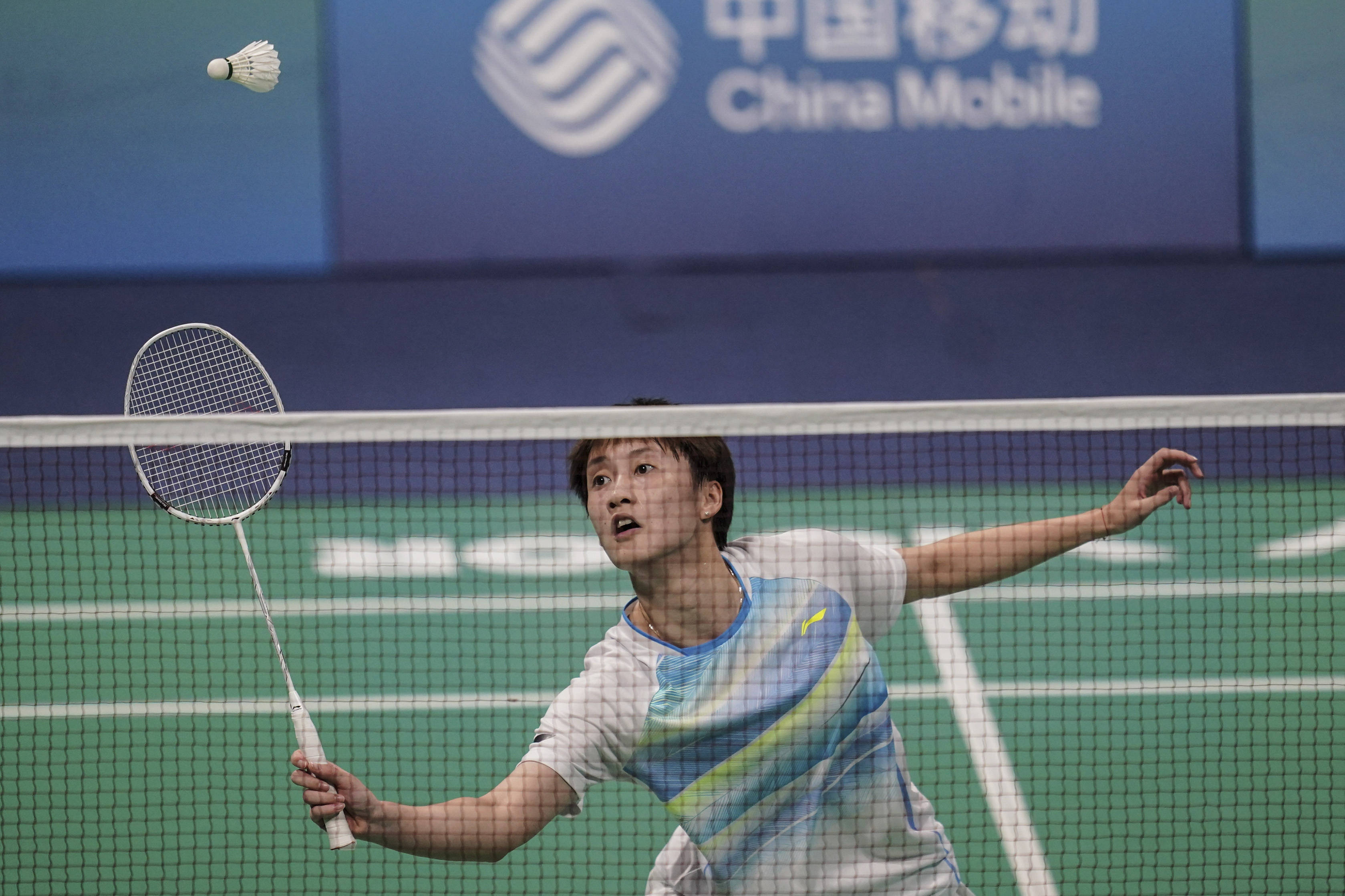 她在科内利 她在科内利