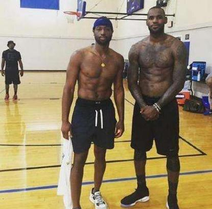 在门前的把 在门前的把